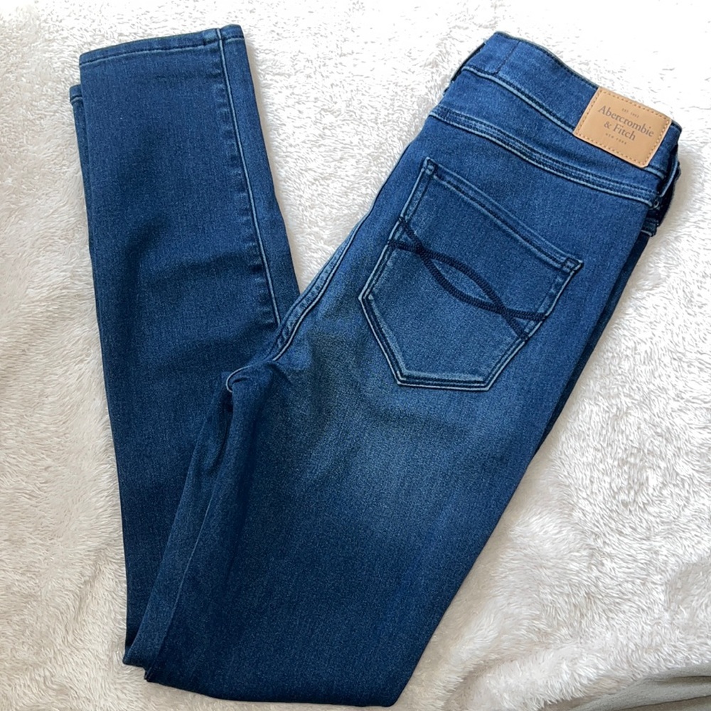Abercrombie & Fitch Jeans- Brand New